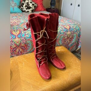 Minnetonka Red Suede Leather lace up boots